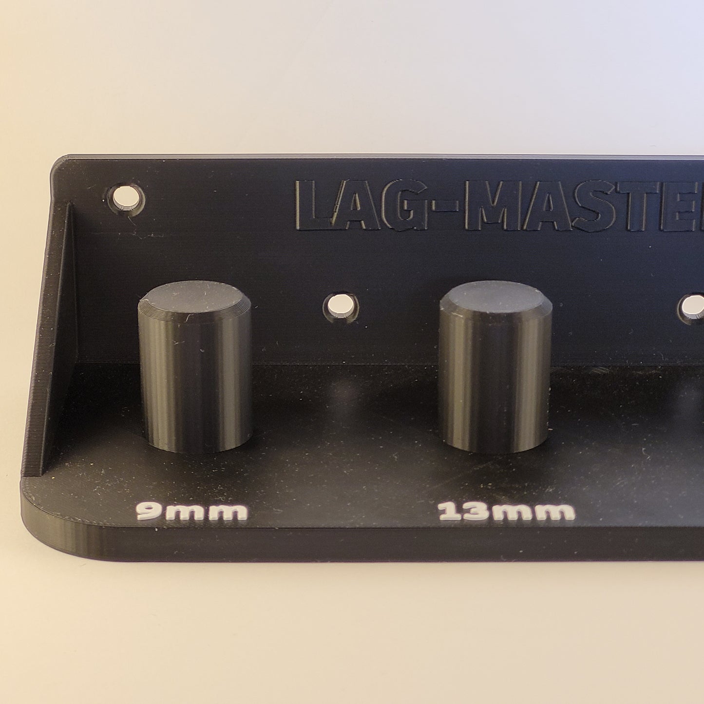 Lag-Master Wall Mount