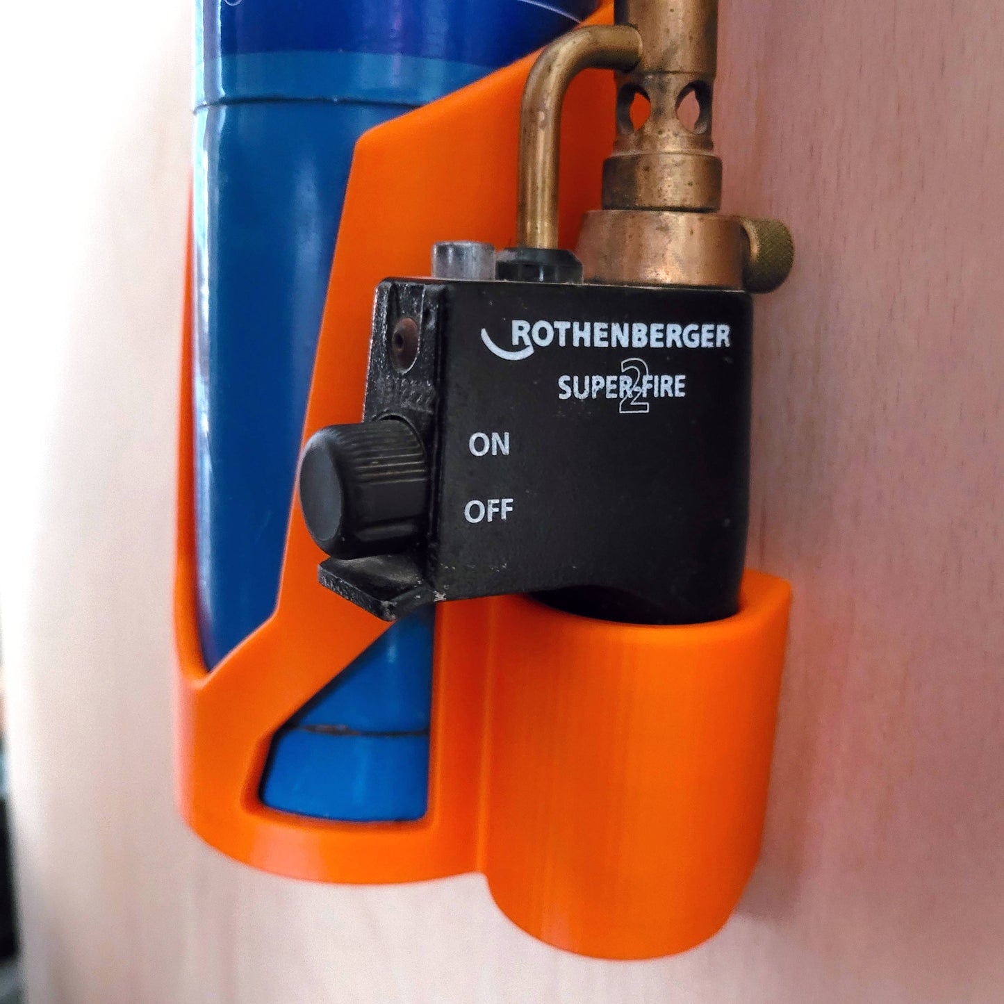 Torch-Dock Blowtorch Wall Mount