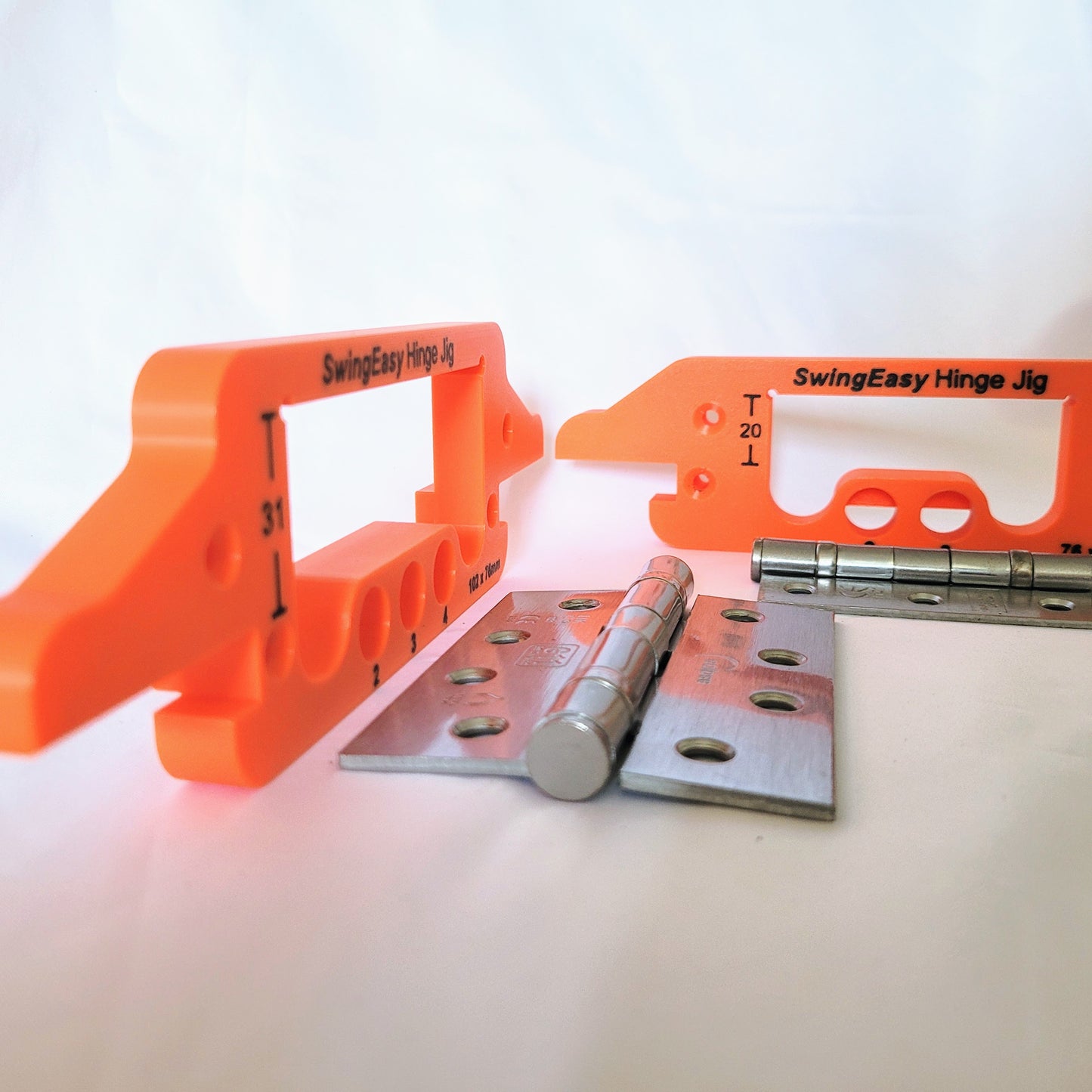 SwingEasy Hinge Jig Router Template | 76mm & 102mm | Quick-Grip Compatible